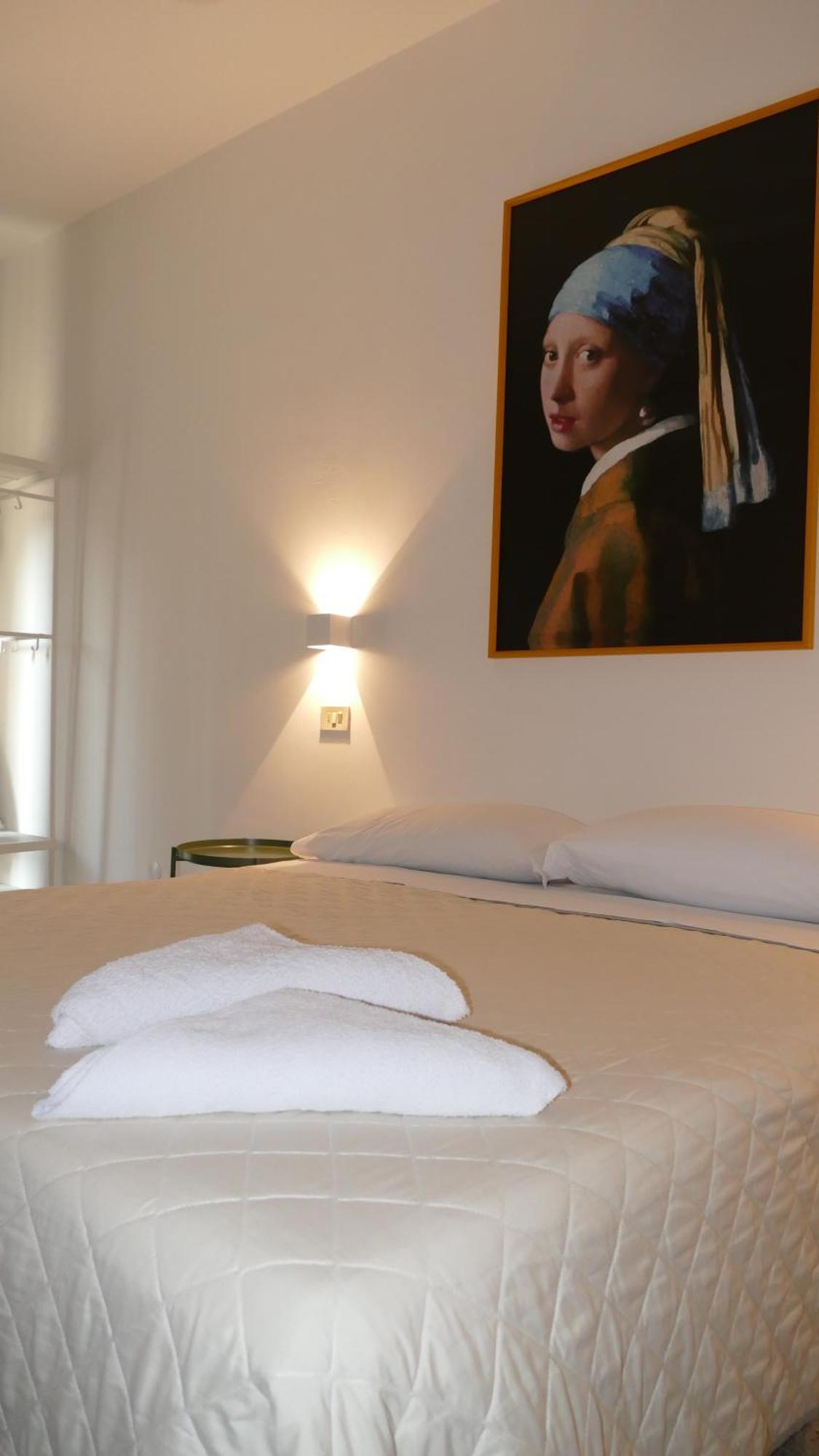 Hotel Spring Римини Екстериор снимка